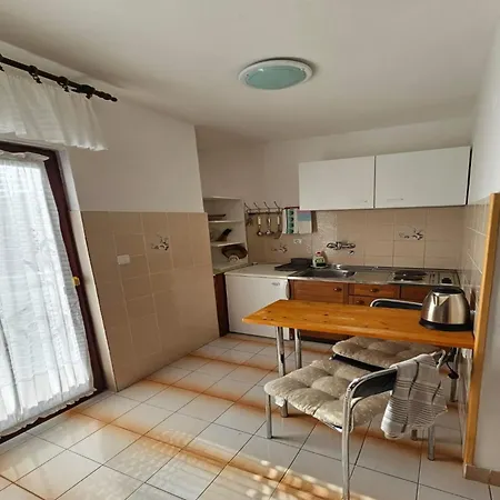 In Tribunj Near Bristak Apartment *