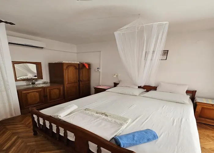 In Tribunj Near Bristak