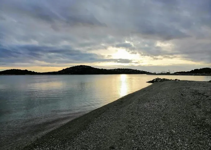 In Tribunj Near Bristak Appartement