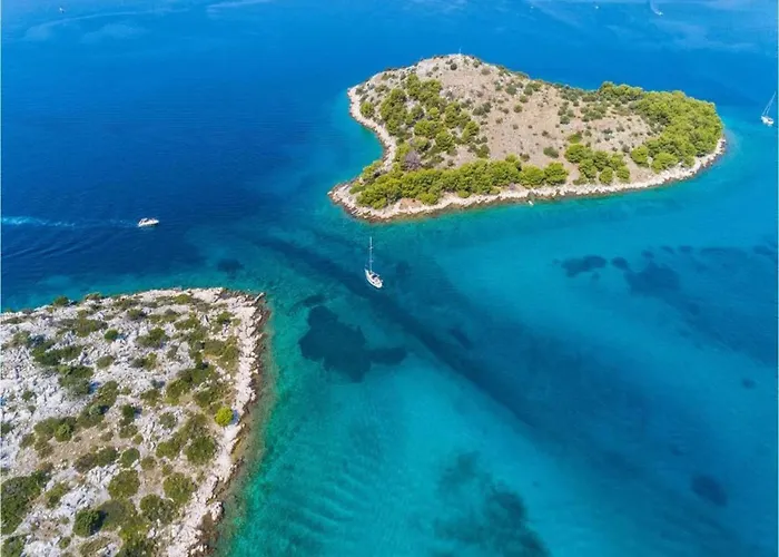 Appartement In Tribunj Near Bristak Tribalj